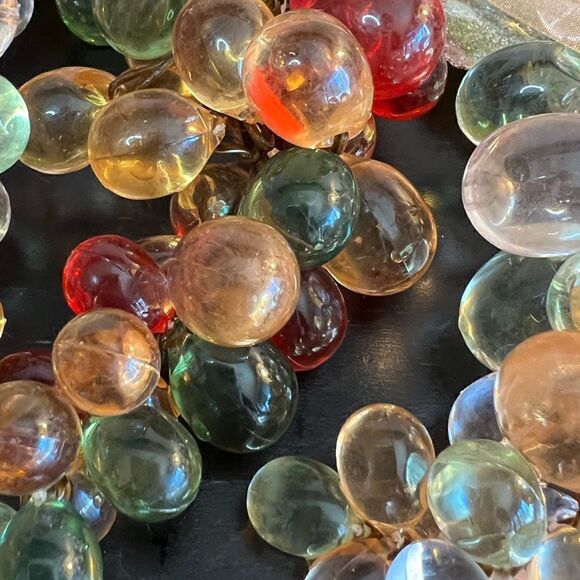 Vintage 1960’s acrylic lucite grape clusters set of 4 - Picture 14 of 16